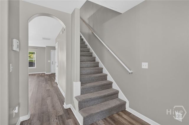 48 Winter Lake Circle, Savannah, GA 31407