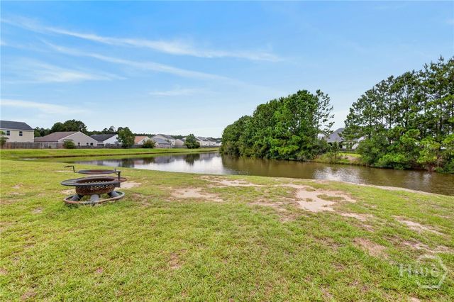 48 Winter Lake Circle, Savannah, GA 31407