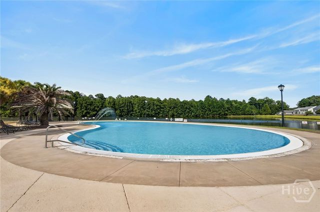 48 Winter Lake Circle, Savannah, GA 31407