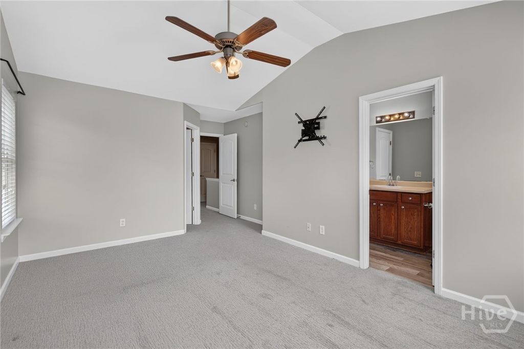 Image 31 of property listing at 48 Winter Lake Circle, Savannah, GA 31407