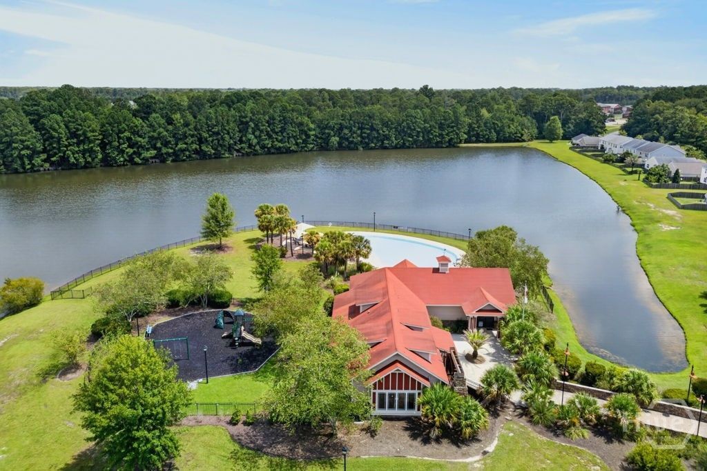 Image 41 of property listing at 48 Winter Lake Circle, Savannah, GA 31407