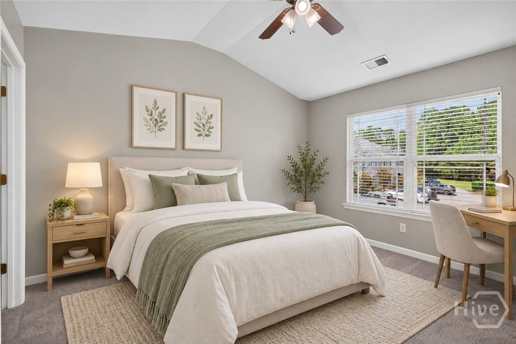 Image 5 of property listing at 48 Winter Lake Circle, Savannah, GA 31407