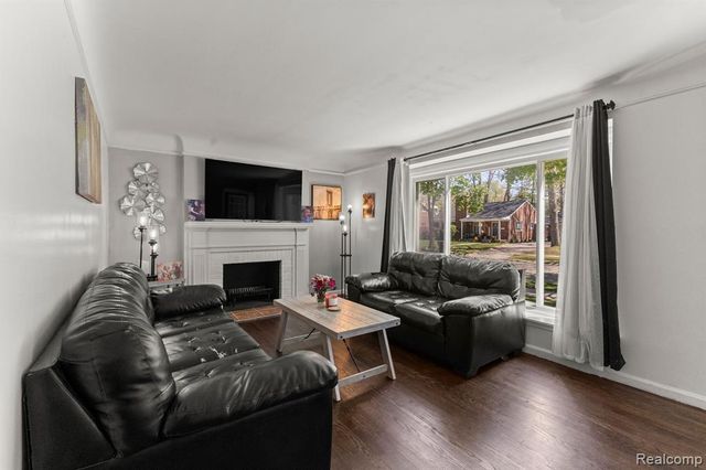 1111 N Franklin Street, Dearborn, MI 48128