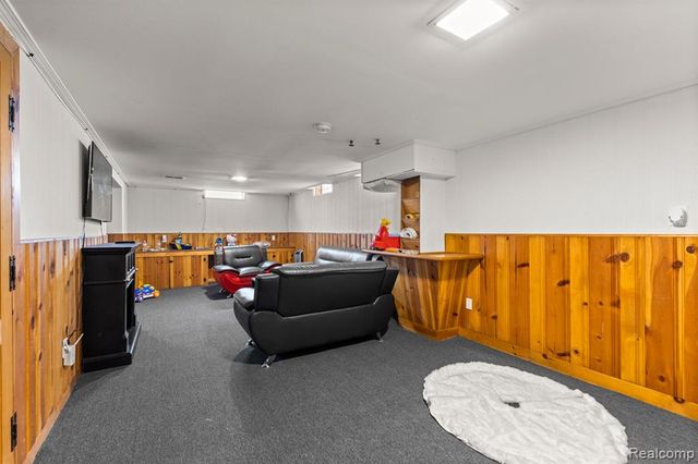 1111 N Franklin Street, Dearborn, MI 48128