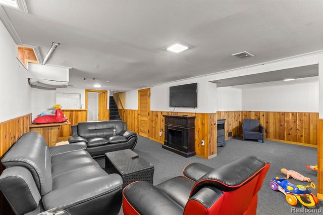 1111 N Franklin Street, Dearborn, MI 48128