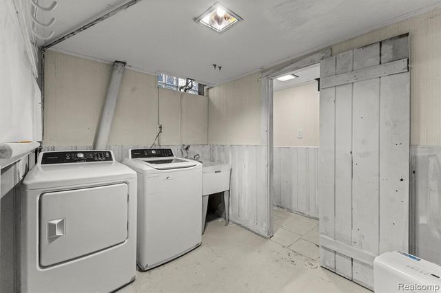 1111 N Franklin Street, Dearborn, MI 48128