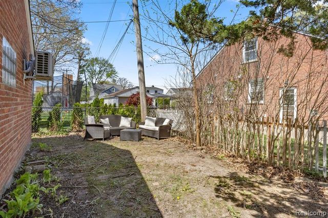 1111 N Franklin Street, Dearborn, MI 48128