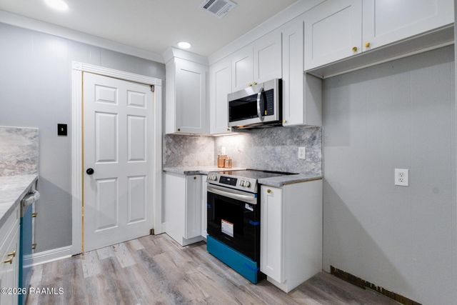 211 Stone Avenue, Lafayette, LA 70507