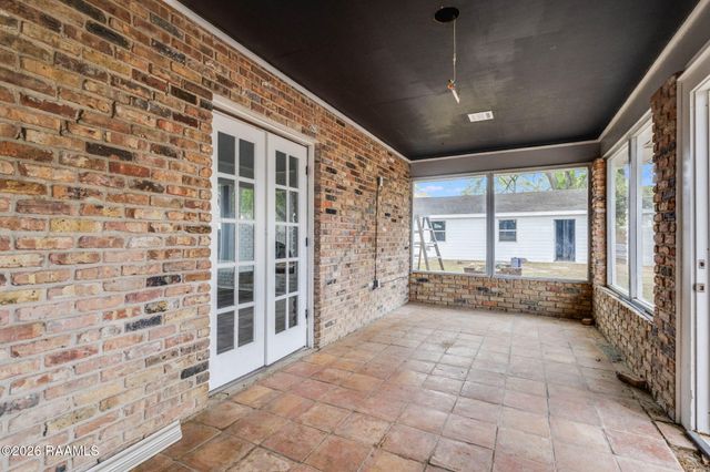 211 Stone Avenue, Lafayette, LA 70507