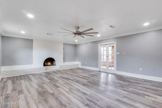 211 Stone Avenue, Lafayette, LA 70507