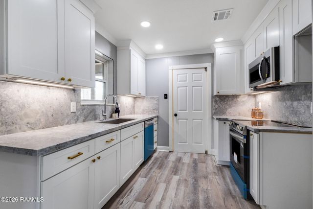 211 Stone Avenue, Lafayette, LA 70507