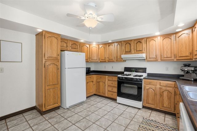 148 Olympia St, Mt Washington, PA 15211