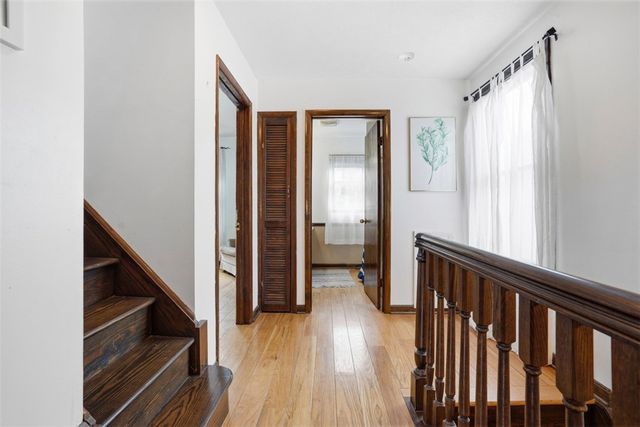 148 Olympia St, Mt Washington, PA 15211