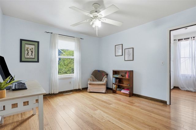 148 Olympia St, Mt Washington, PA 15211
