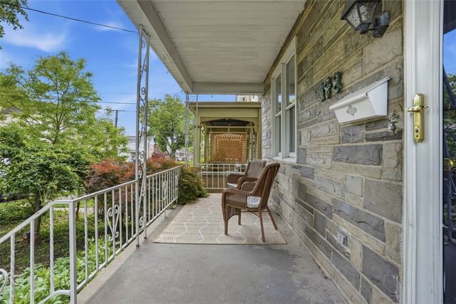 148 Olympia St, Mt Washington, PA 15211