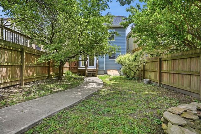 148 Olympia St, Mt Washington, PA 15211