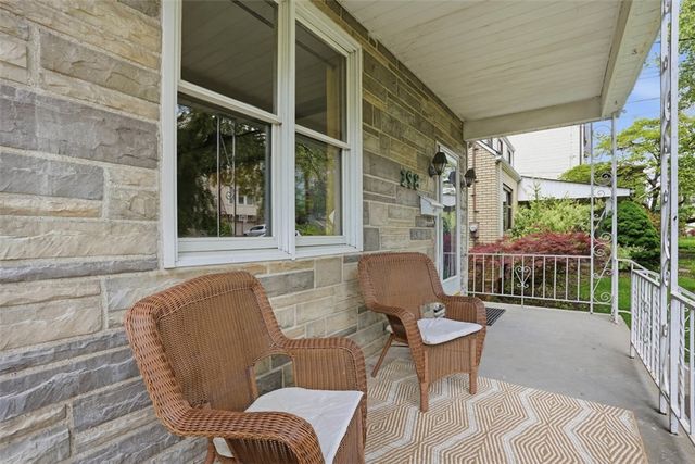 148 Olympia St, Mt Washington, PA 15211