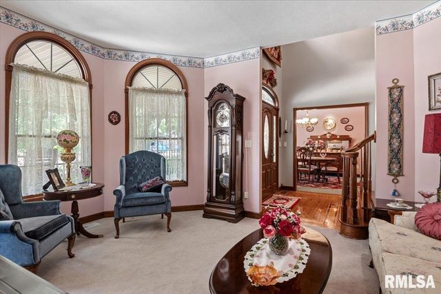 49 WOODLAND Trail, Rochester, IL 62563