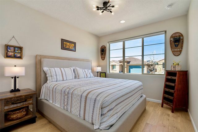 41 Avenida Colibri, Santa Fe, NM 87508