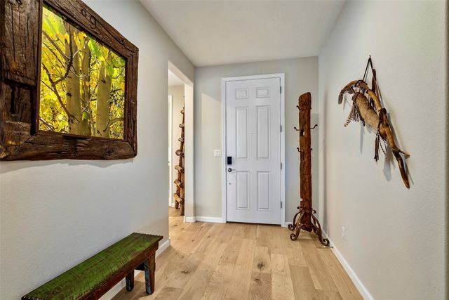 41 Avenida Colibri, Santa Fe, NM 87508