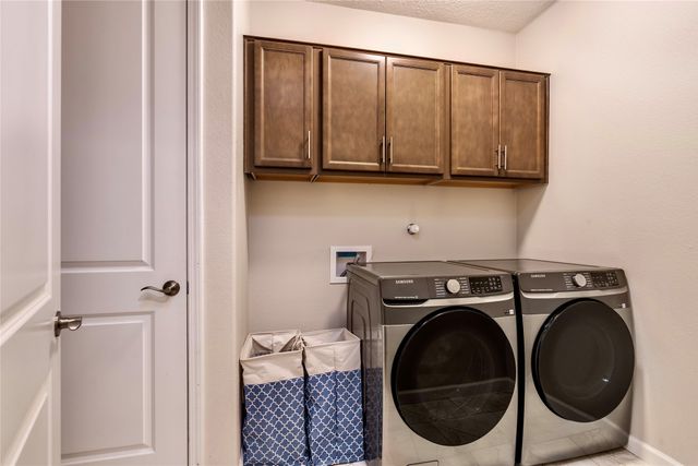 41 Avenida Colibri, Santa Fe, NM 87508