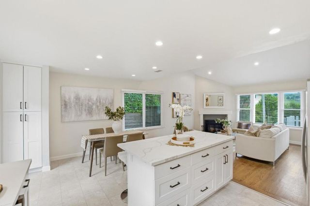 730 Fern Avenue, Pacifica, CA 94044