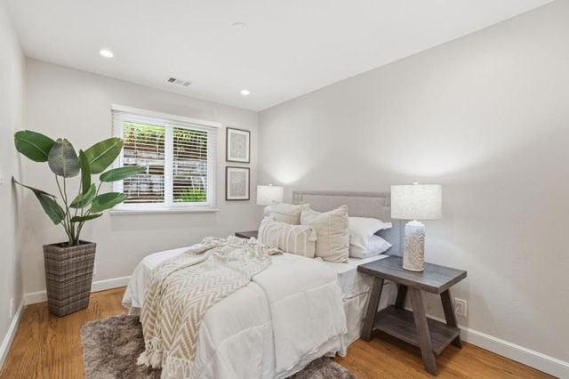730 Fern Avenue, Pacifica, CA 94044