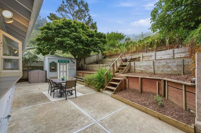 730 Fern Avenue, Pacifica, CA 94044