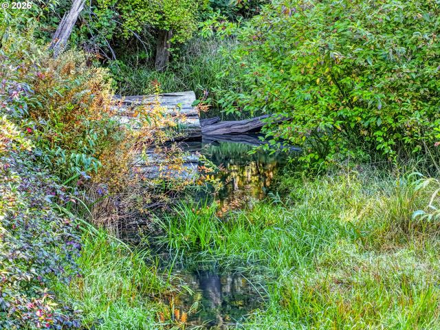 18370 S OLD CLARKE Rd, Mulino, OR 97042