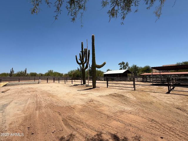 6703 E Calle De Las Estrellas -- 2, Cave Creek, AZ 85331