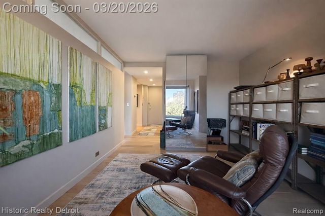 1300 E Lafayette 307, Detroit, MI 48207