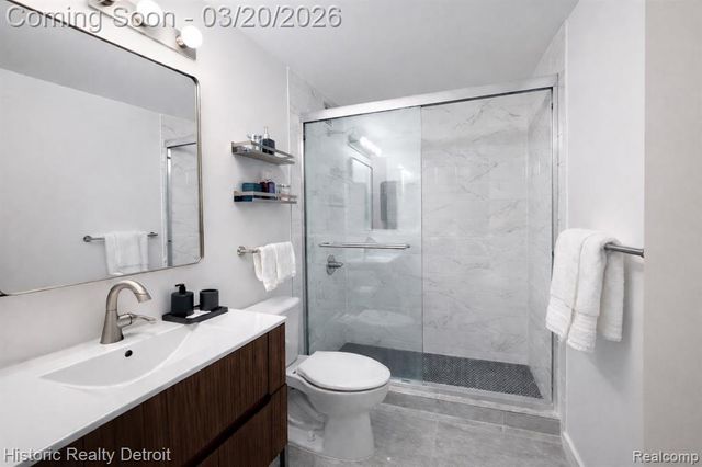 1300 E Lafayette 307, Detroit, MI 48207