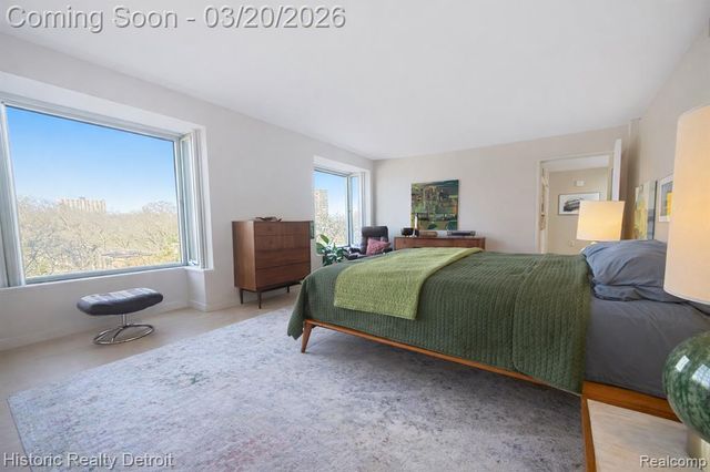 1300 E Lafayette 307, Detroit, MI 48207