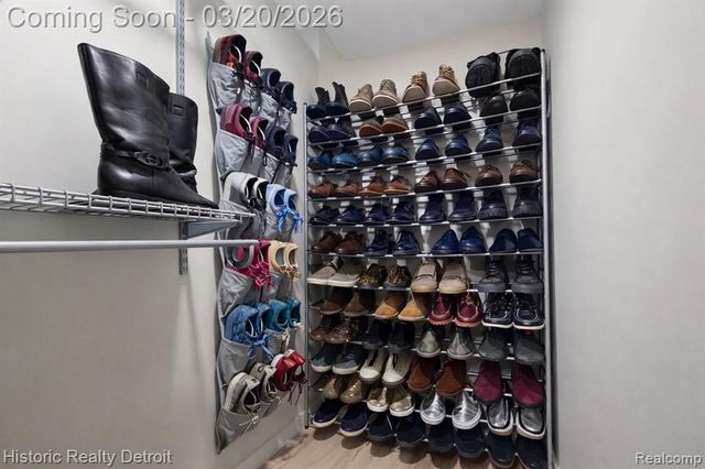 1300 E Lafayette 307, Detroit, MI 48207