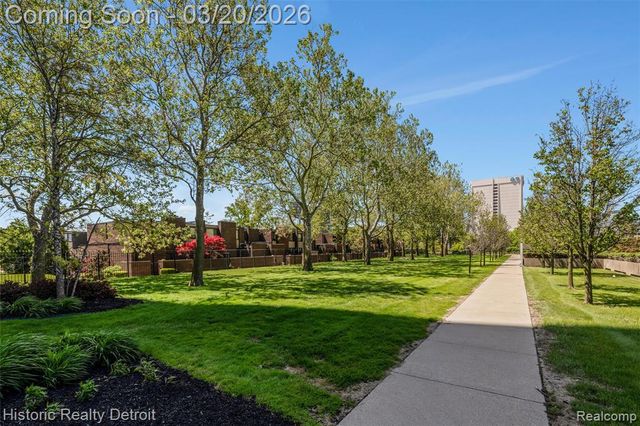 1300 E Lafayette 307, Detroit, MI 48207