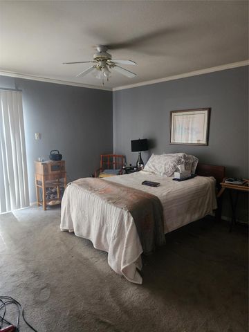 8517 Hearth Drive 2, Houston, TX 77054