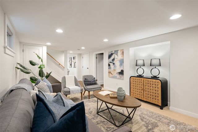 7740 18th Avenue NE, Seattle, WA 98115