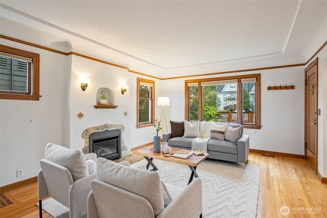 7740 18th Avenue NE, Seattle, WA 98115