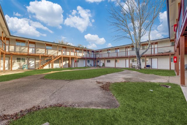 1001 W Elm Street 201, Denison, TX 75020