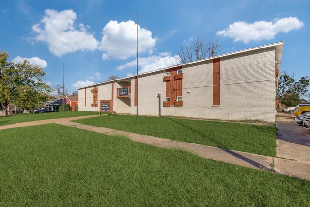 1001 W Elm Street 201, Denison, TX 75020