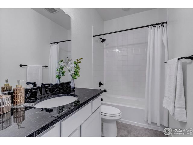 6506 Barnstead Dr, Castle Pines, CO 80108