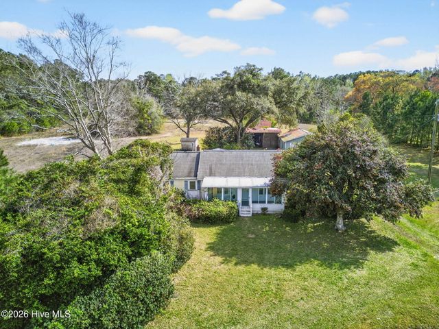 5600 Ocean Highway E, Winnabow, NC 28479