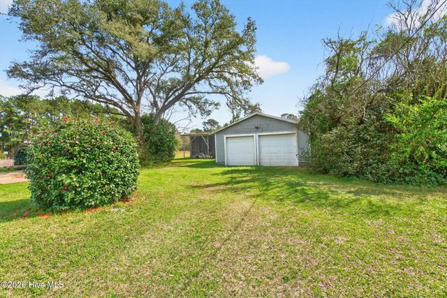 5600 Ocean Highway E, Winnabow, NC 28479