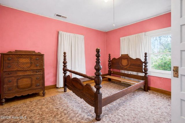 5600 Ocean Highway E, Winnabow, NC 28479