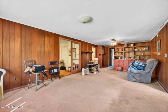 5600 Ocean Highway E, Winnabow, NC 28479