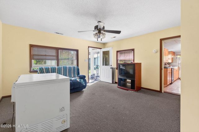 5600 Ocean Highway E, Winnabow, NC 28479