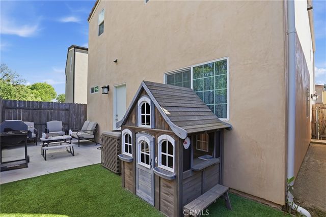 263 Via Las Casitas, Templeton, CA 93465