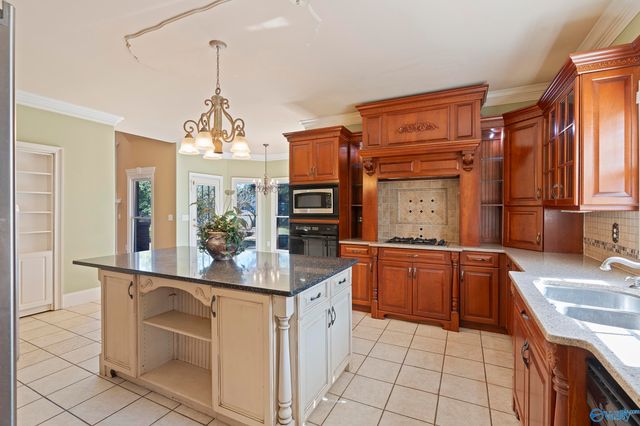 232 Dove Hollow Drive, Meridianville, AL 35759