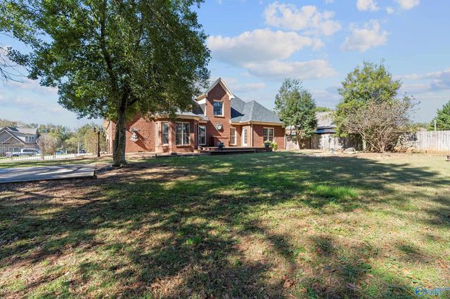 232 Dove Hollow Drive, Meridianville, AL 35759