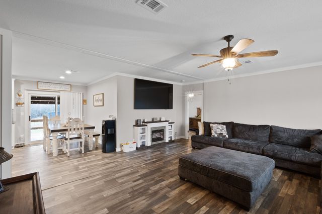 1012 County Road 1180, Decatur, TX 76234